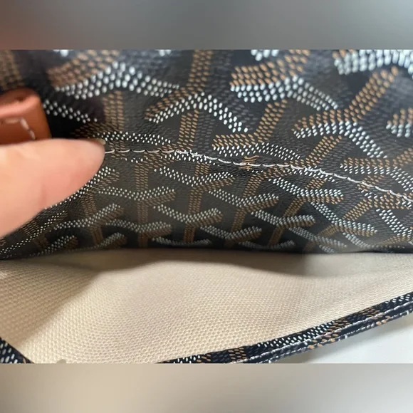 Chevron Style Envelope Pouch Wallet, Brown/Tan - Inspiration- 20x11 cm - Picture 5 of 11